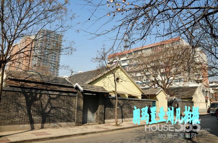 【新村别墅v新村复成国家民国重点保存完好黄墙的别墅八大关最牛逼图片