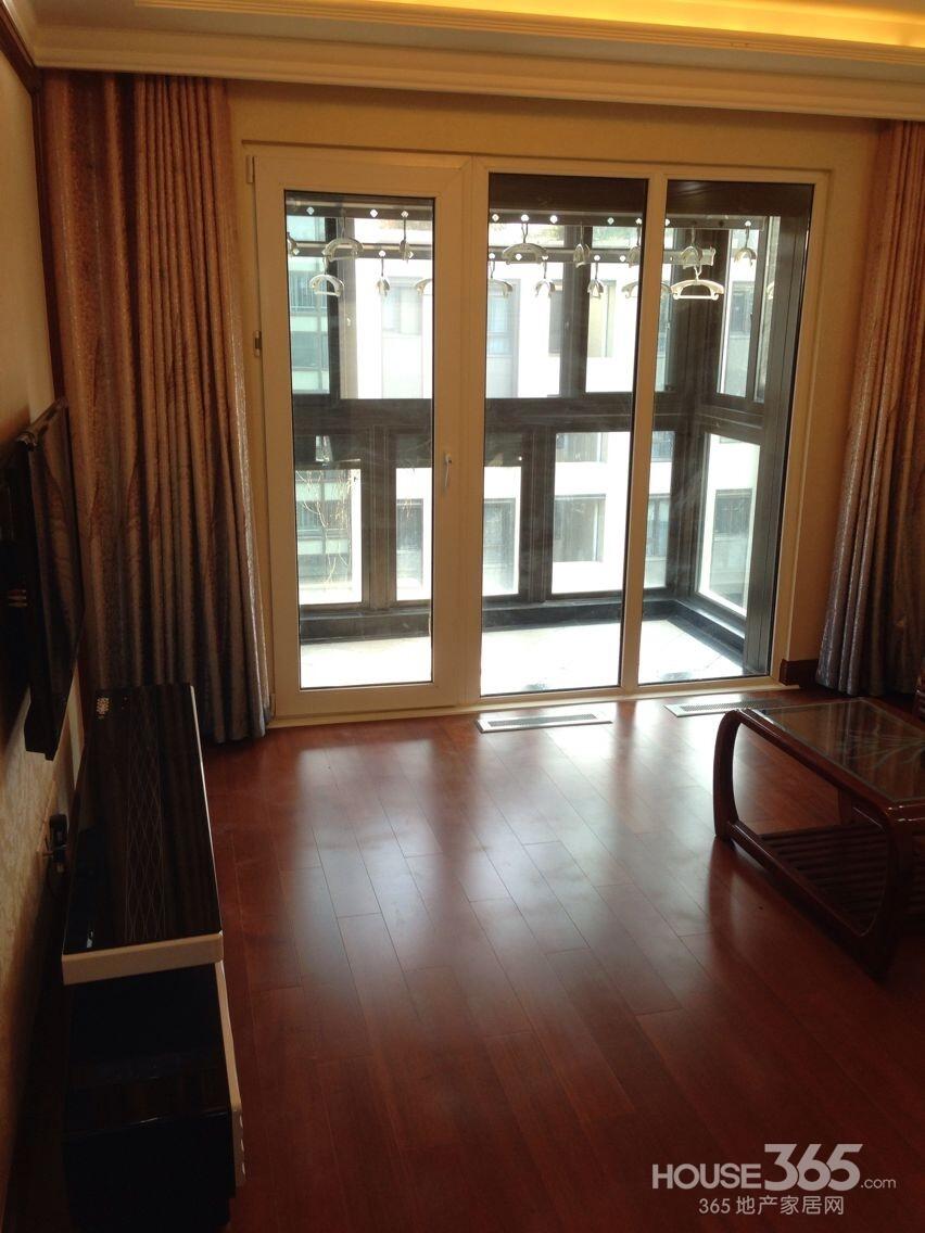 【朗诗未来人居体验 远离雾霾空气干燥 室内四