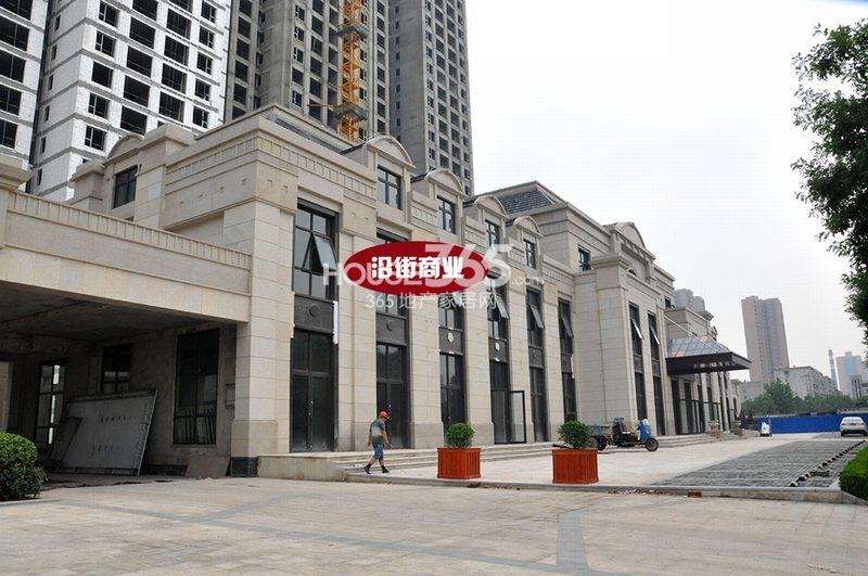 悦美国际:80-136㎡现房 交5000抵30000优惠