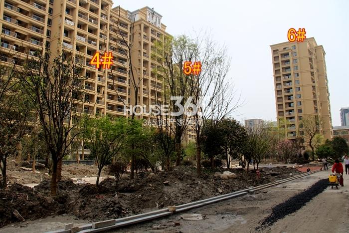 广大融城印象4、5、6号楼施工进度 2015年4月摄