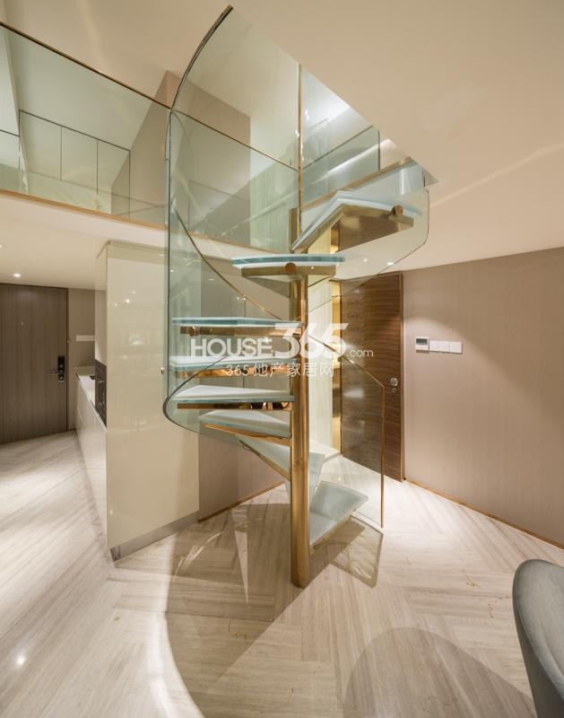 欧美金融城(EFC)万创国际纽约第五大道风格54.5方样板房—楼梯