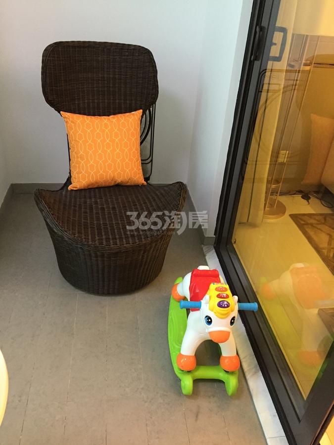北辰奥园A1户型图90方样板房——阳台